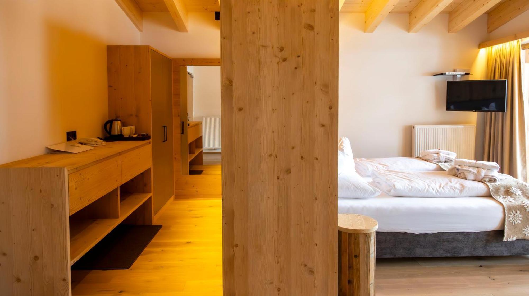 Hotel Rezia La Villa  Eksteriør billede