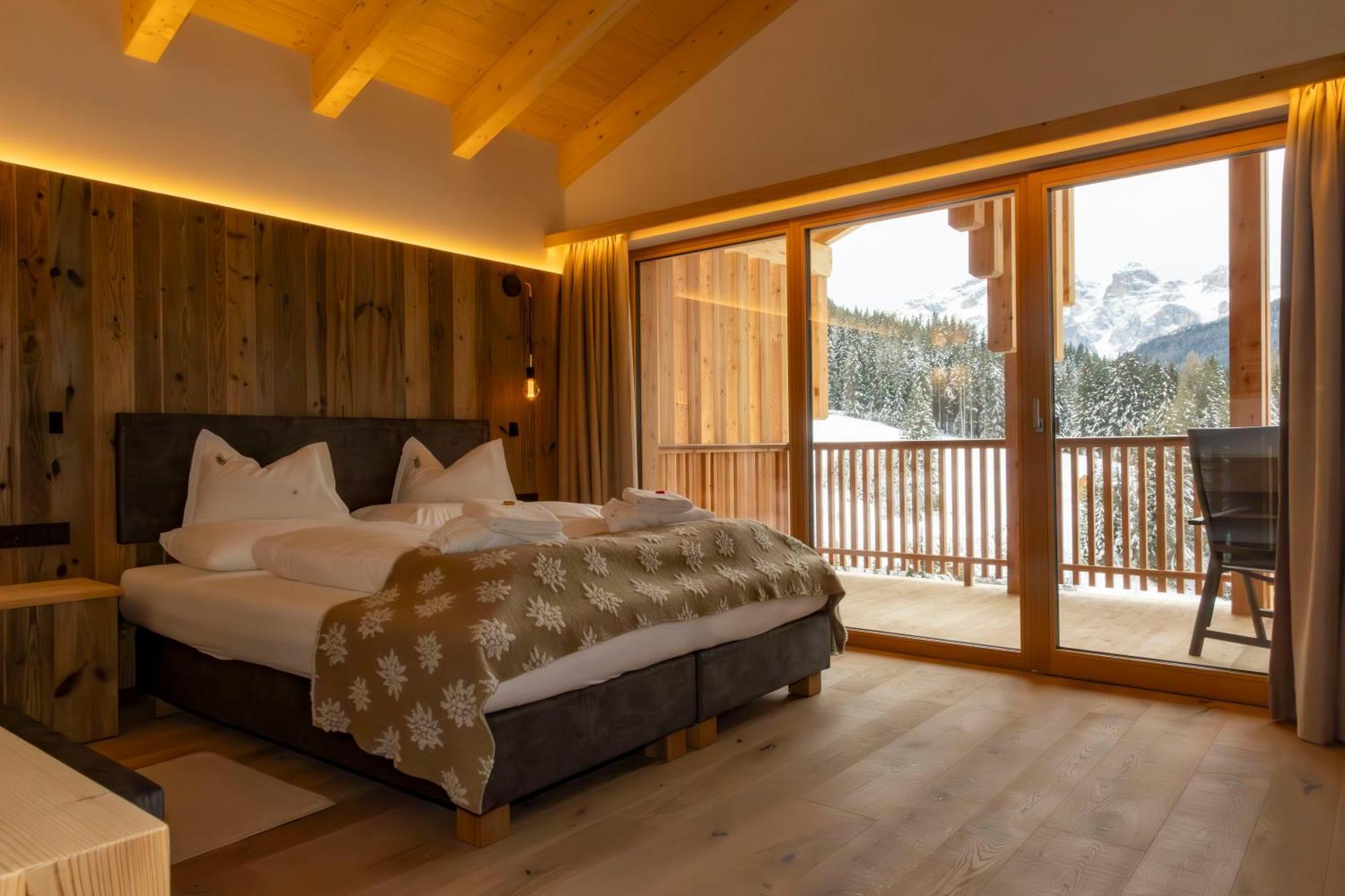 Hotel Rezia La Villa  Eksteriør billede