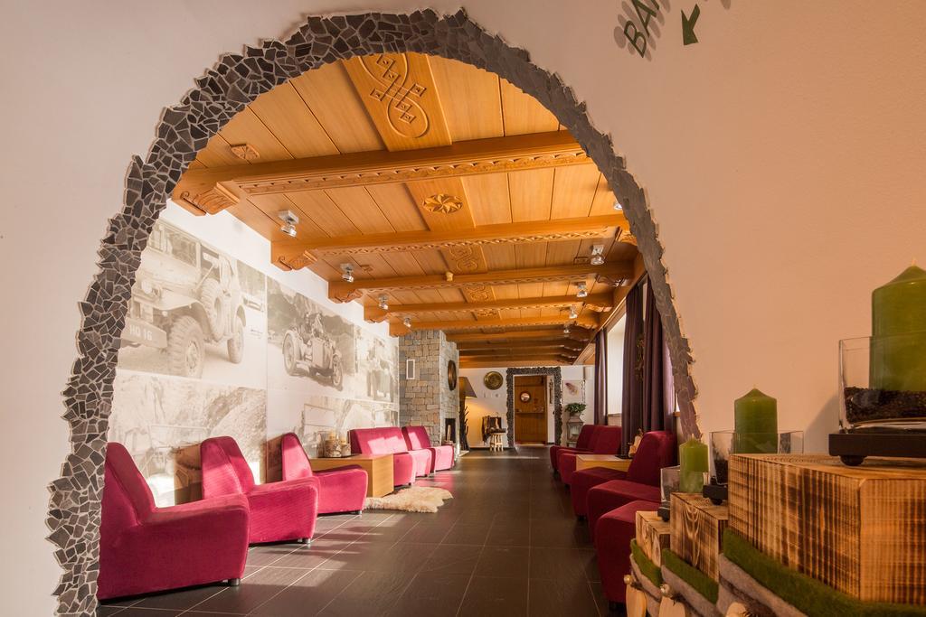 Hotel Rezia La Villa  Eksteriør billede