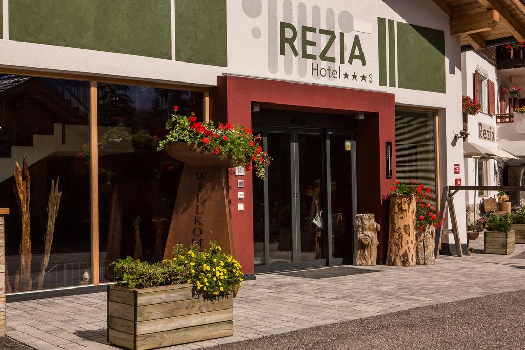 Hotel Rezia La Villa  Eksteriør billede